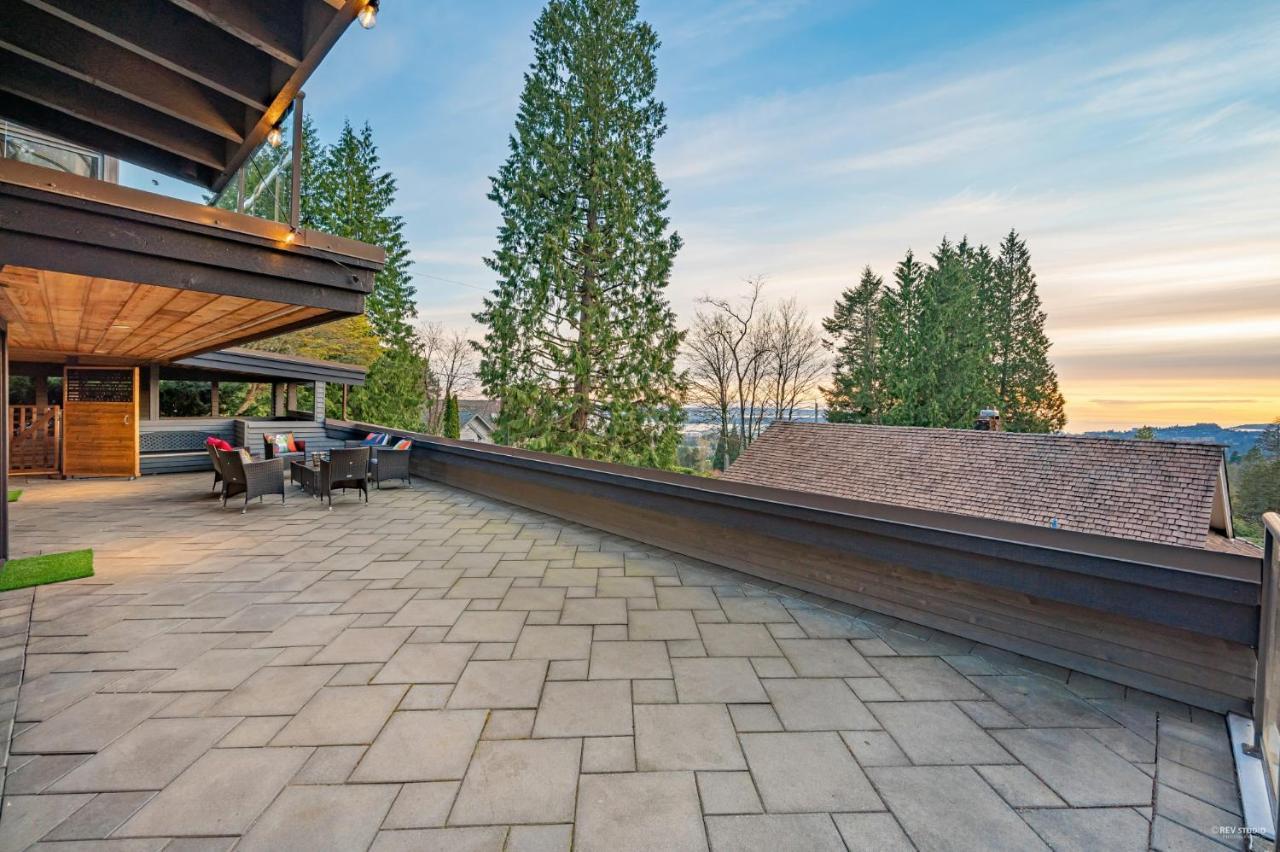 Seymour Private Bedroom, Ensuite Bathroom With Shared Pool, Hot Tub With Views North Vancouver Exterior foto