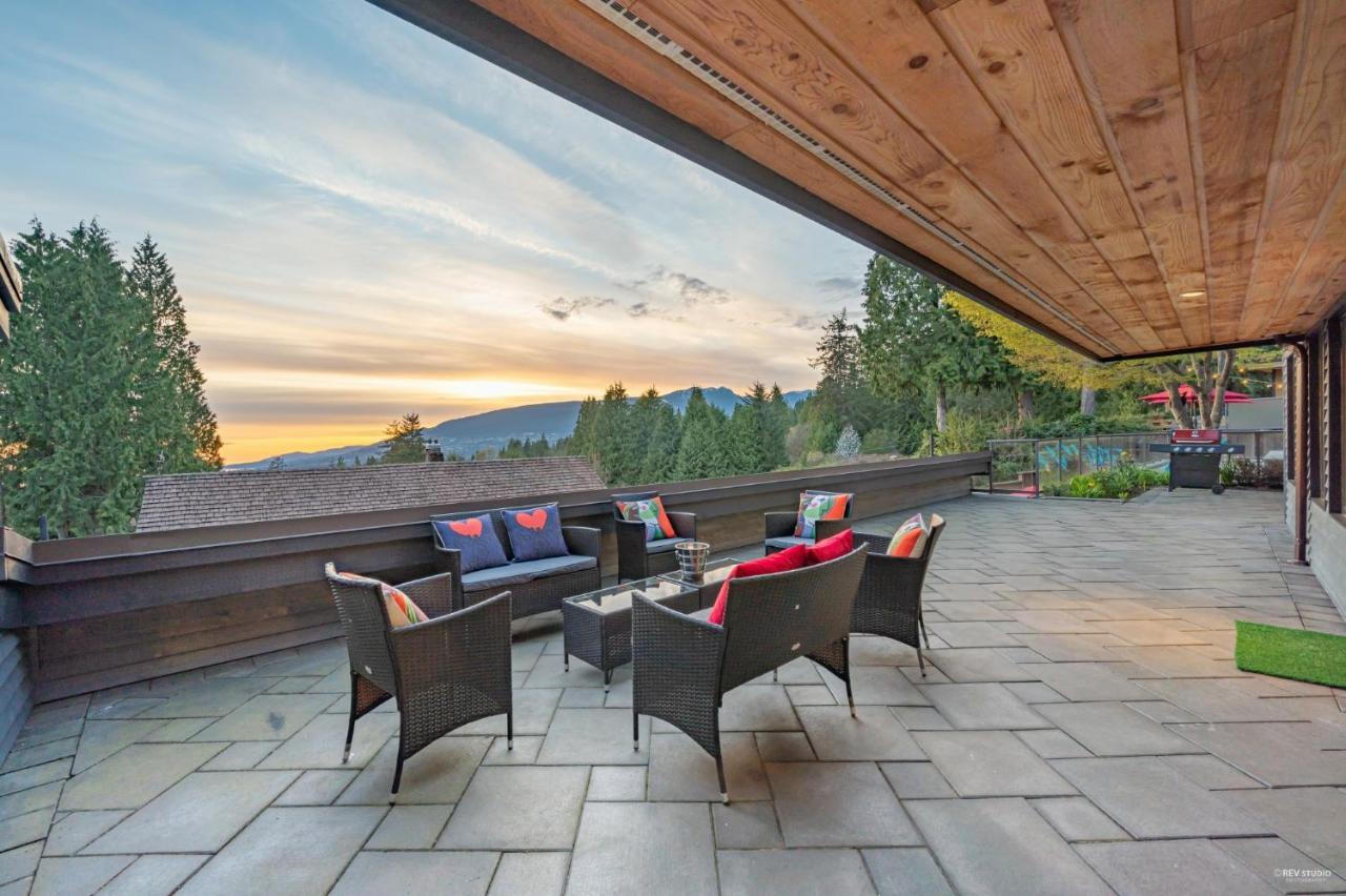 Seymour Private Bedroom, Ensuite Bathroom With Shared Pool, Hot Tub With Views North Vancouver Exterior foto