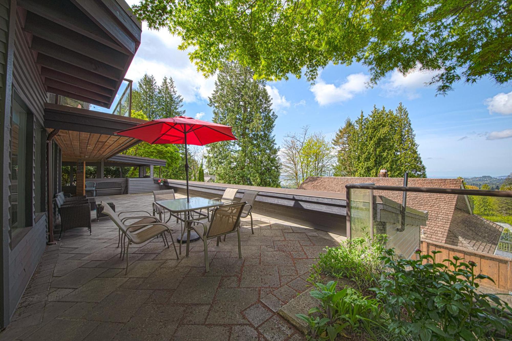 Seymour Private Bedroom, Ensuite Bathroom With Shared Pool, Hot Tub With Views North Vancouver Exterior foto