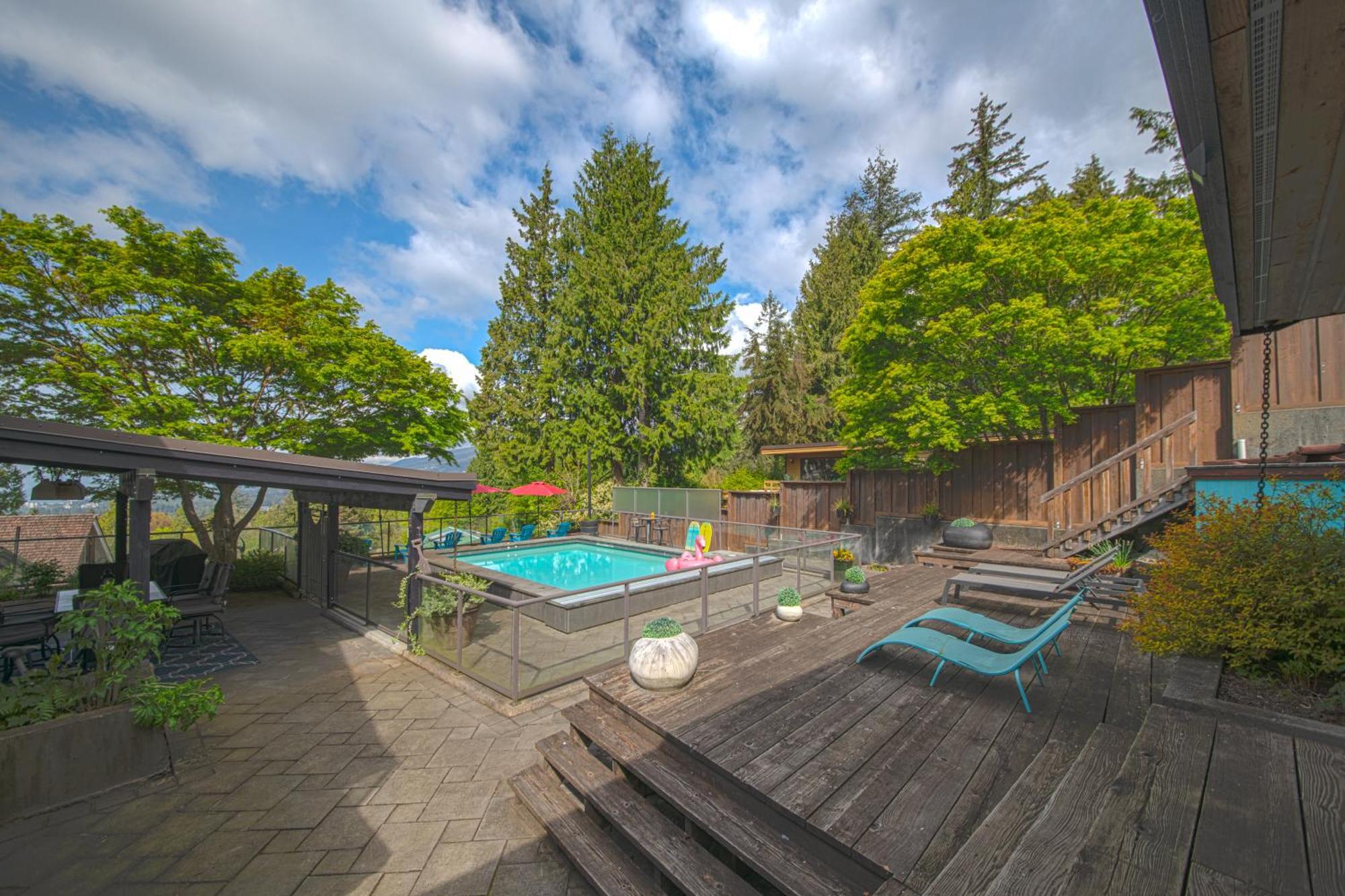 Seymour Private Bedroom, Ensuite Bathroom With Shared Pool, Hot Tub With Views North Vancouver Exterior foto